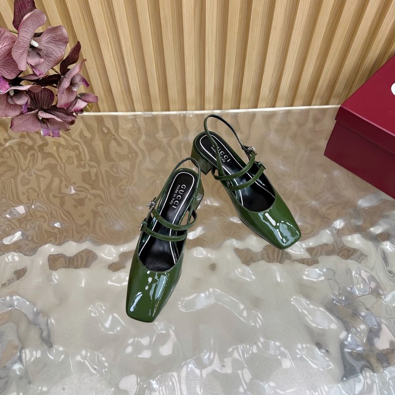 구찌 말衔扣 굽 있는 샌들 001-183758