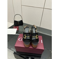 구찌 D 자 말衔 클립 양가죽 샌들 001-183763