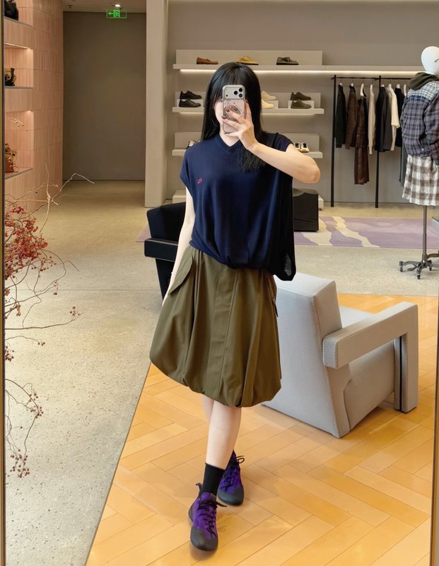 로에베 올리브그린 불규칙 버블 스커트 001-184061