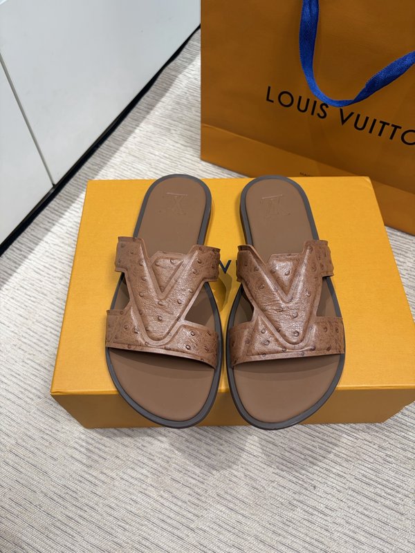 LV 남성 오스트리치 엠보슬리퍼 001-185370