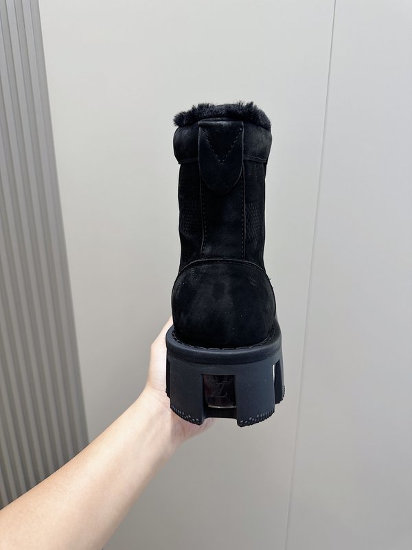루이비통 체커 남성용 스웨이드 부츠 001-185507