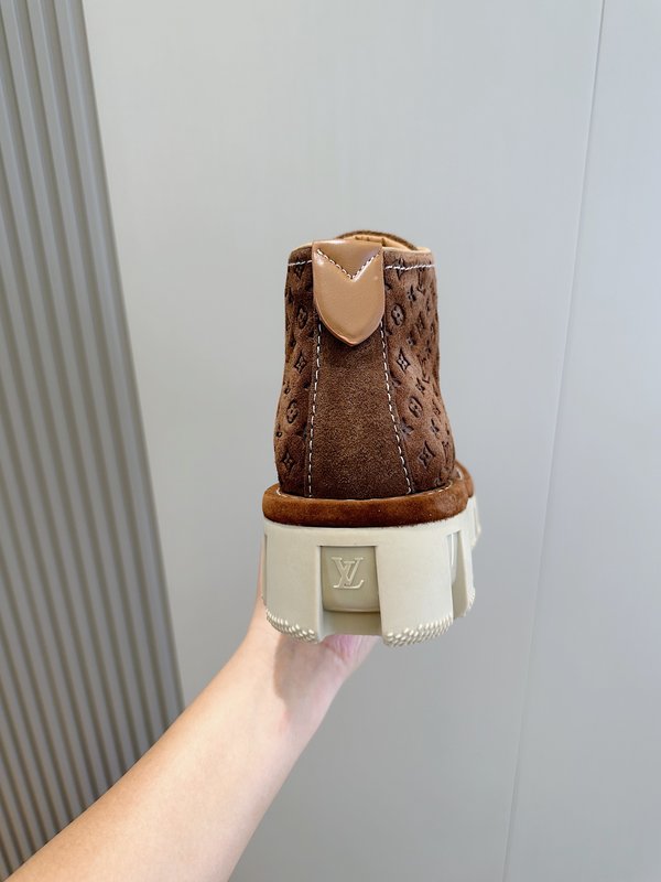 LV 남성 앵클부츠 정수면 소가죽 001-185509