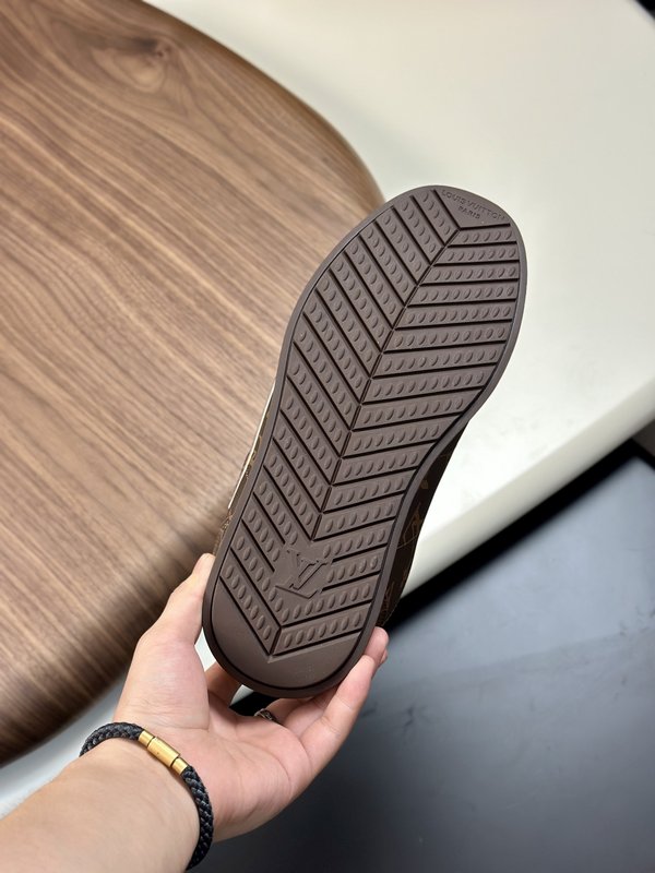 LV 루이비통 클래식 런웨이 남성 구두 001-185603