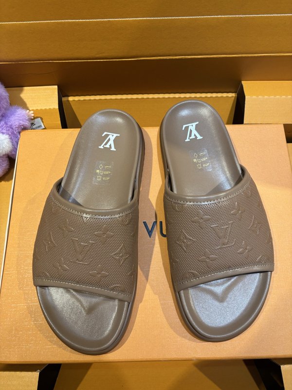 LV 오아시스 스웨이드 샌들 남성용 001-185618