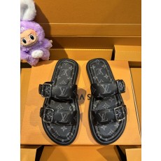 LV 오아시스 남성 샌들 스테레오 더블 버클 001-185636