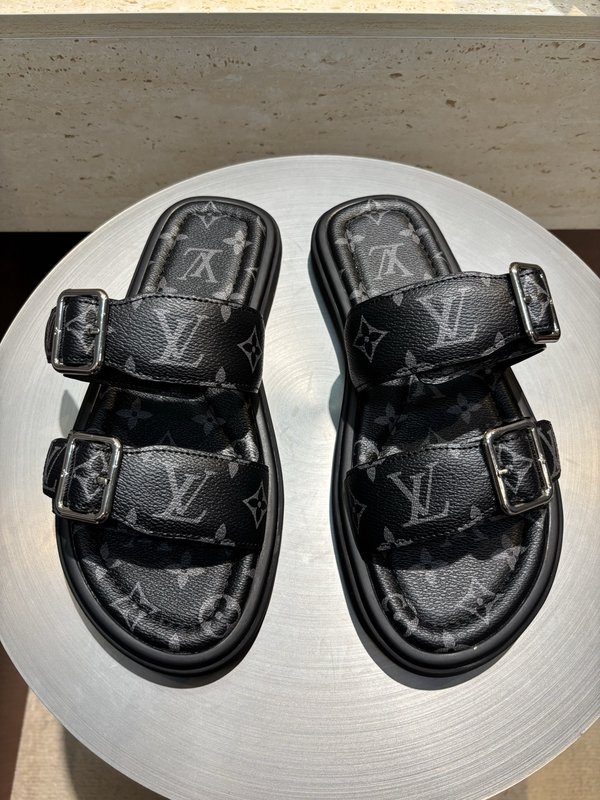 LV 오아시스 남성 샌들 스테레오 더블 버클 001-185636