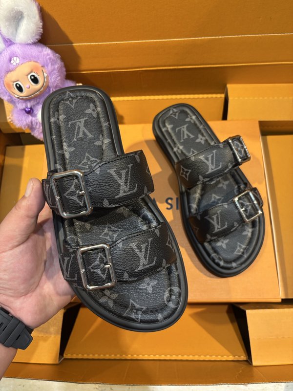 LV 오아시스 남성 샌들 스테레오 더블 버클 001-185636