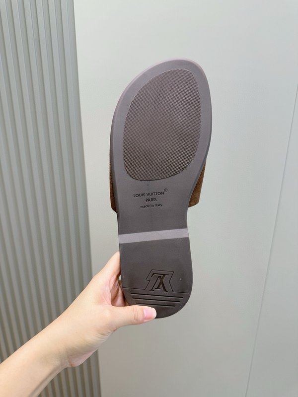 클래식 모노그램 캔버스 샌들 남성용 001-185642