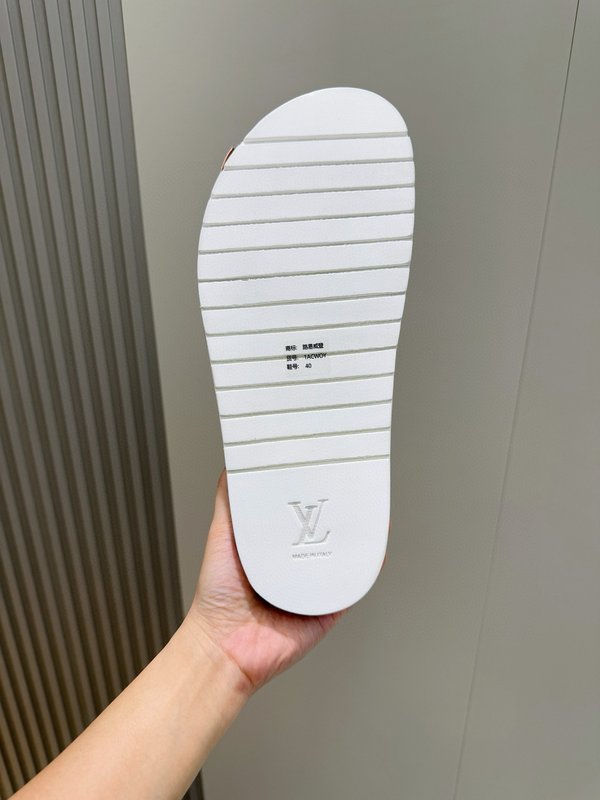 루이비통 P600 오아시스 스웨이드 샌들 001-185650