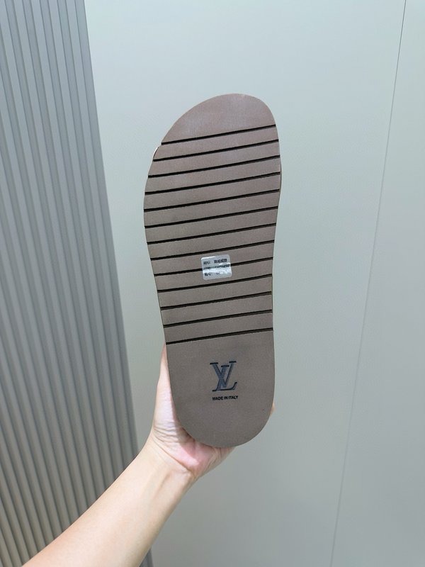 LV 오아시스 스웨드 슬라이드 001-185658