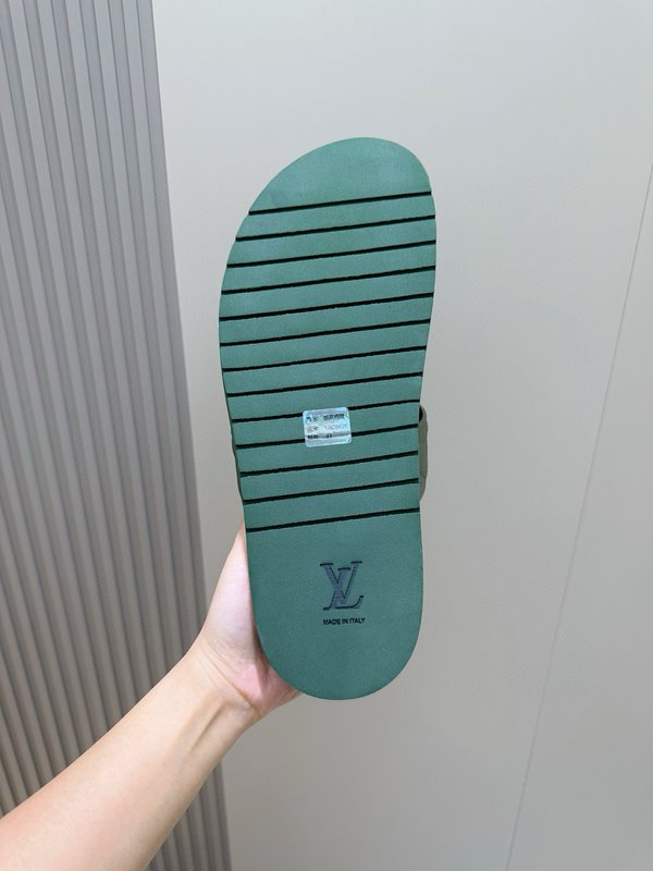 LV 오아시스 스웨이드 가죽 슬리퍼 001-185666