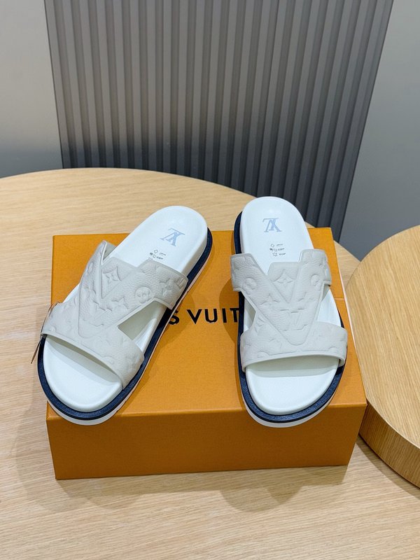 LV 오아시스 스웨이드 레더 슬라이드 001-185670