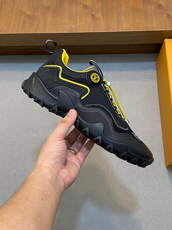 LV 러시 시리즈 아웃도어 캐주얼 운동화 001-185710