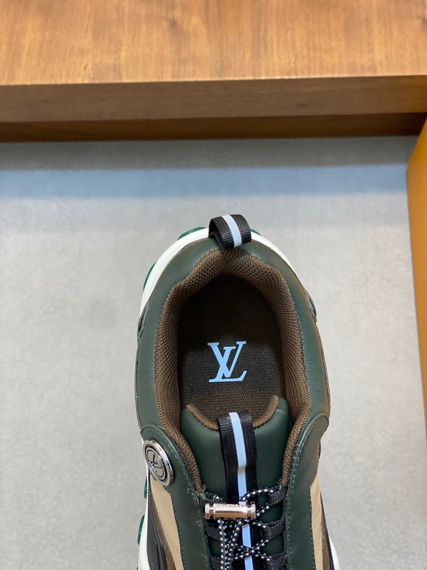 LV 러시 시리즈 아웃도어 캐주얼 운동화 001-185714