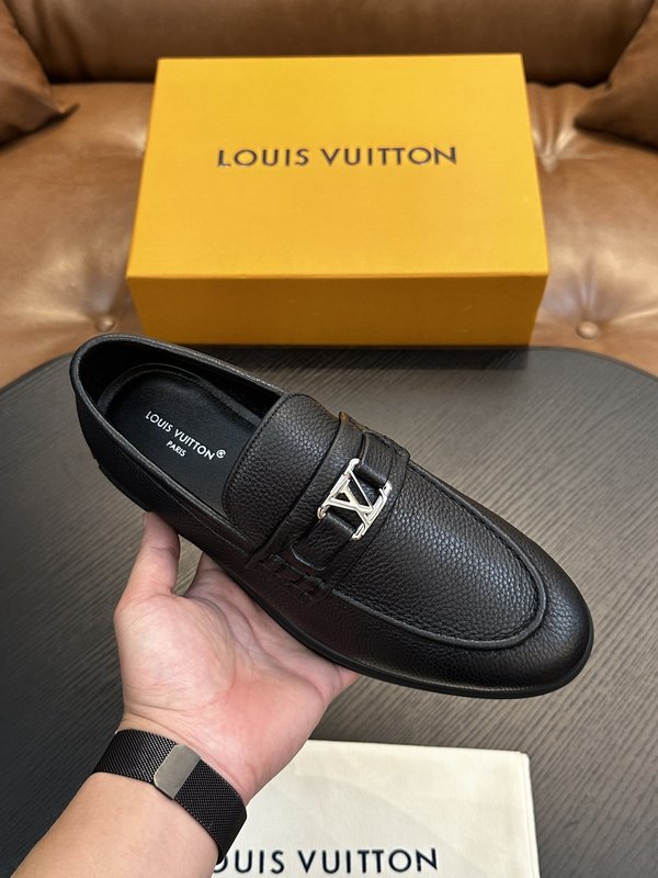 LV 남성 클래식 모노그램 로퍼 001-185753