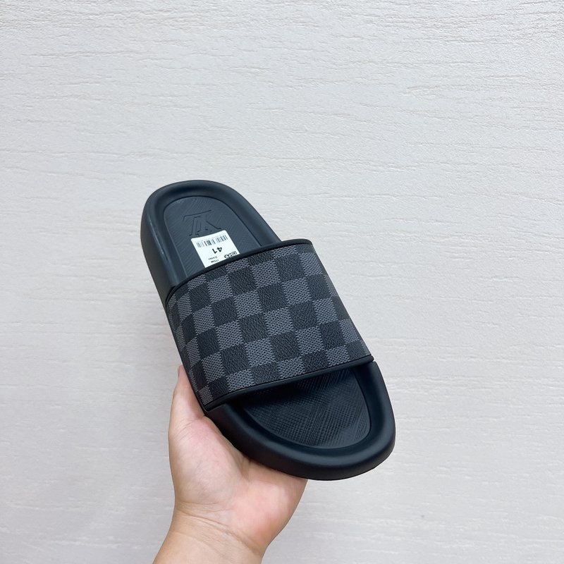 LV 루이비통 모노그램 엠보싱 러버 슬라이드 001-185801