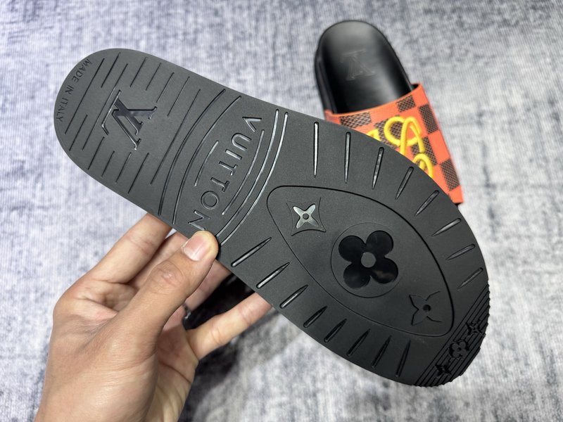 LV 남성 블랙 오렌지 패턴 슬리퍼 001-185814