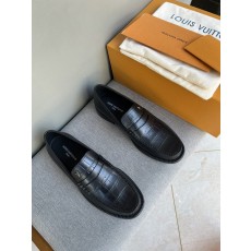 루이비통 LV 남성 캐주얼 가죽 로퍼 슈즈 001-185884