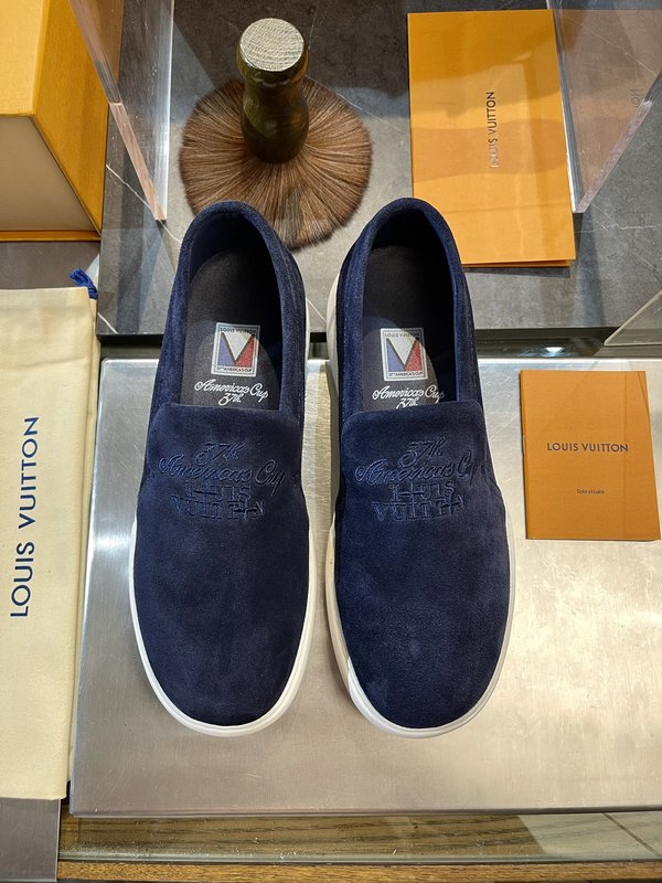LV 패시픽 2024 남성 빵 로퍼 슈즈 001-185889