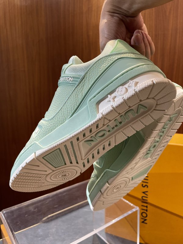 LV 2024 신상 Trainer 남성 운동화 001-185898