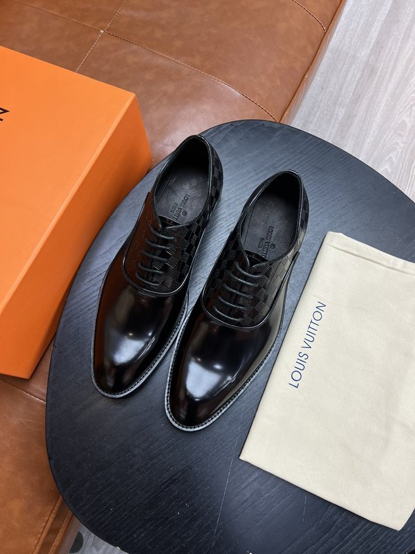 LV P700 남성 블랙 송아지 가죽 로퍼 001-185942