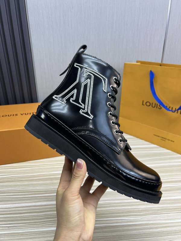 LV 가을 겨울 카프스킨 남성 앵클부츠 001-185947