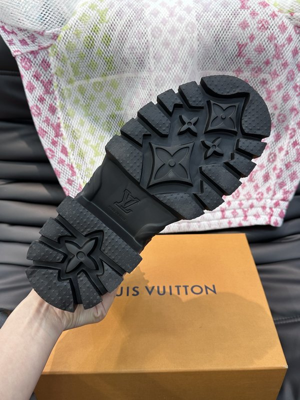 LV 뉴 레인저 하이탑 남성 부츠 001-185959