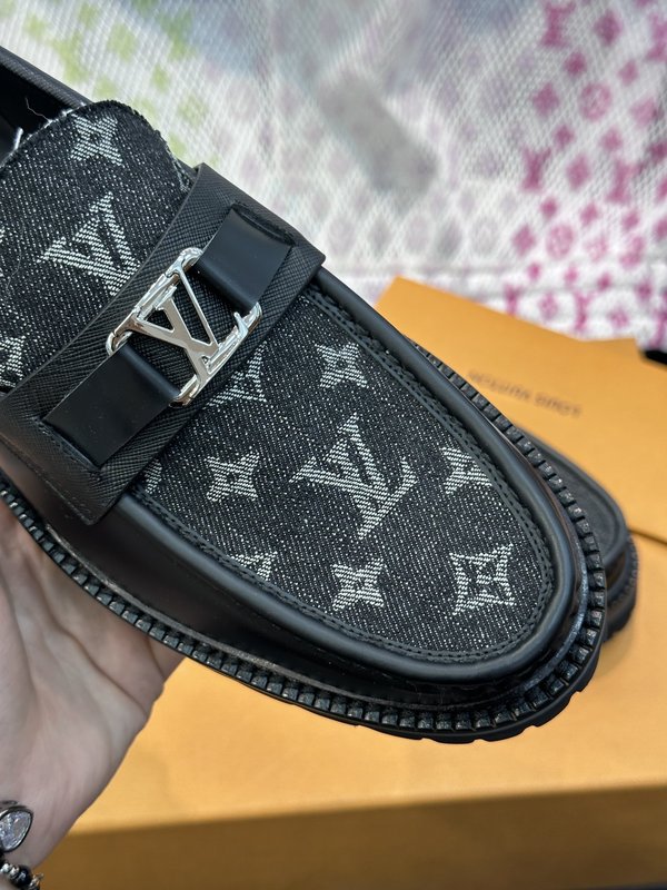 LV 남성 이탈리아 수입 소금성 로퍼 001-185970