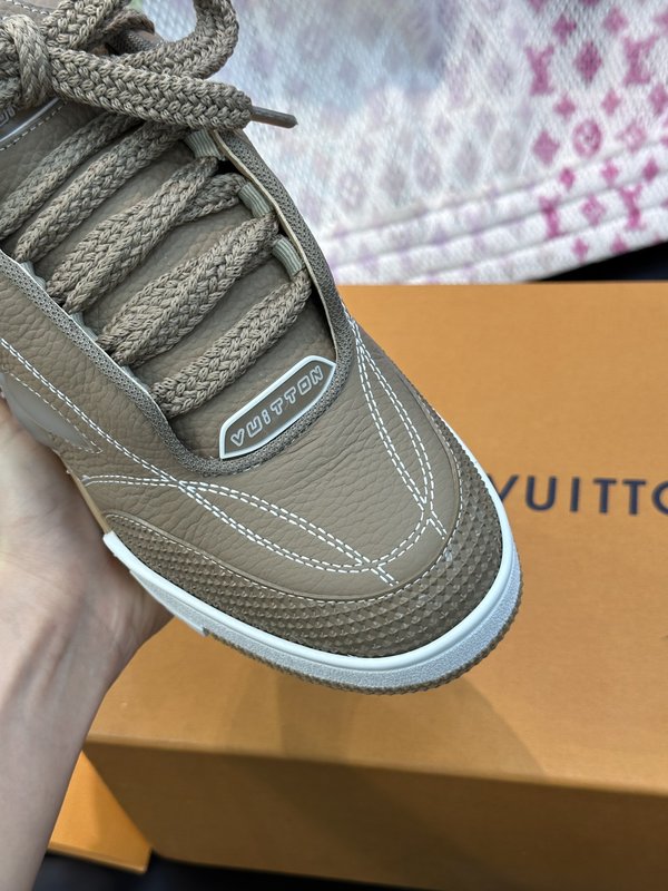 LV P700 두꺼운 밑창 스케이트 운동화 001-185972