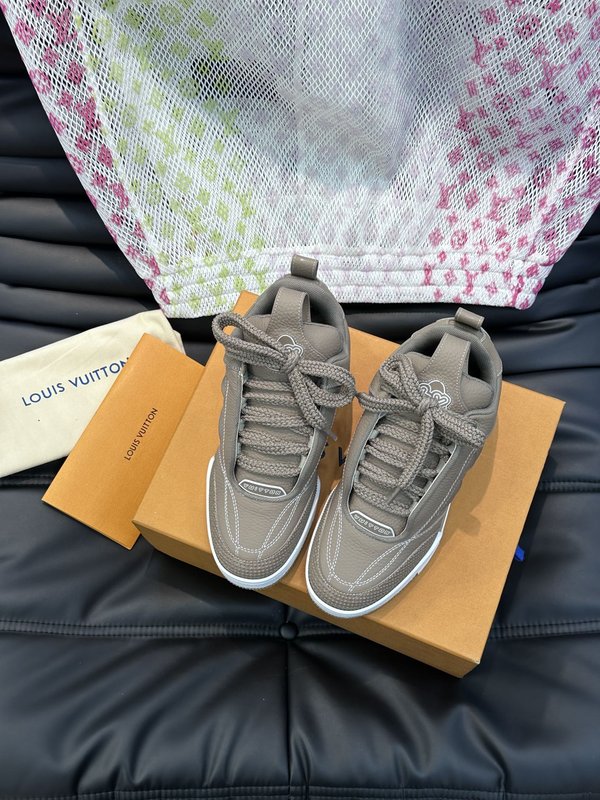 LV P700 두꺼운 밑창 스케이트 운동화 001-185972