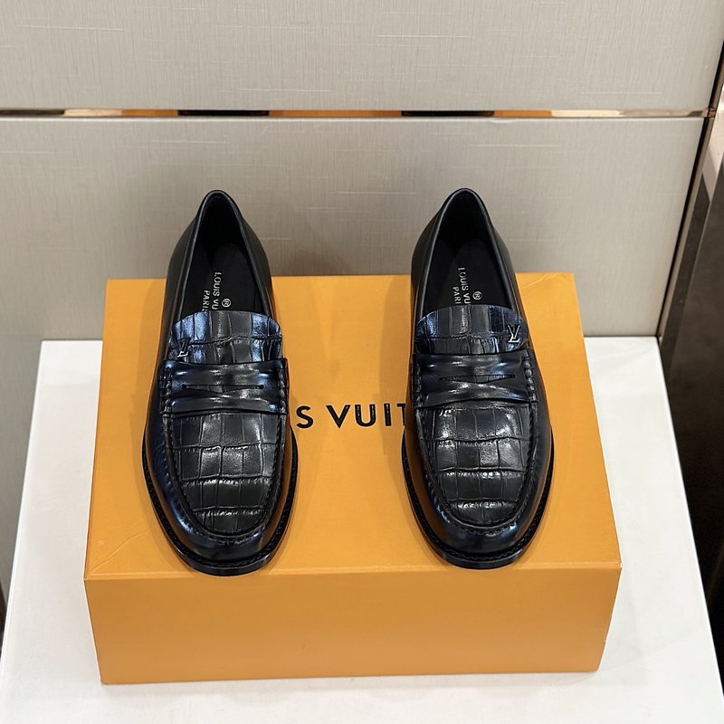 LV Major 수제 로퍼 페이턴트 가죽 블랙 001-185975
