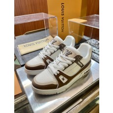 LV 트레이너 매트 브라운 스니커즈 001-185981