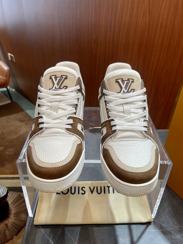 LV 트레이너 매트 브라운 스니커즈 001-185981