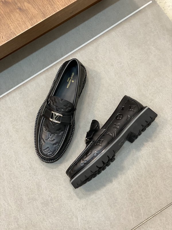 LV 찰리 시리즈 블랙 캐주얼 슈즈 001-185995