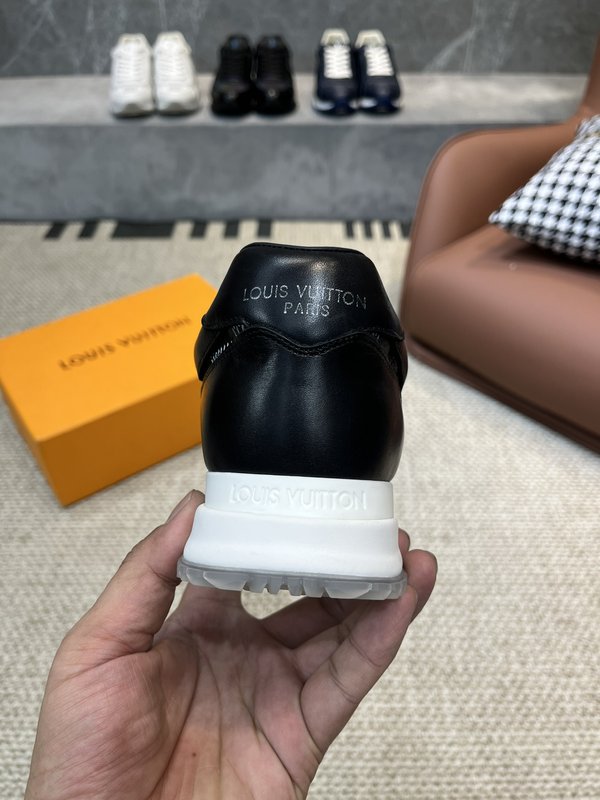 LV 남성 가죽 캐주얼 운동화 P600 001-186012