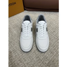LV 남성 소 가죽 엠보싱 캐주얼 슈즈 001-186016