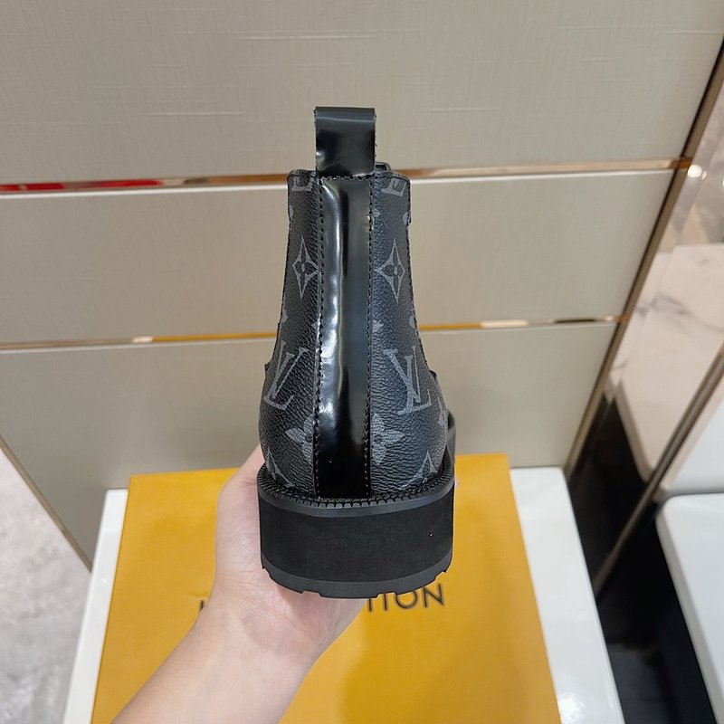 LV2022 년 하이톱 레이스 남성 부츠 001-186095