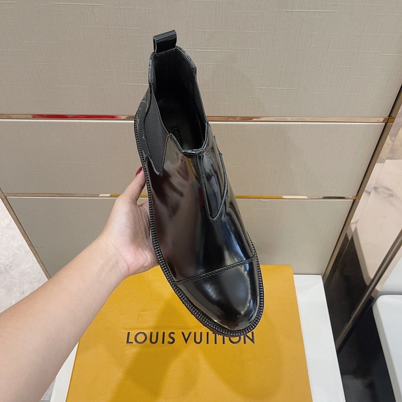 LV2022 년 하이톱 레이스 남성 부츠 001-186095