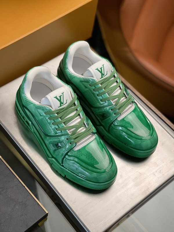 LV 남성 트레이너 운동화 P700 모델 001-186111