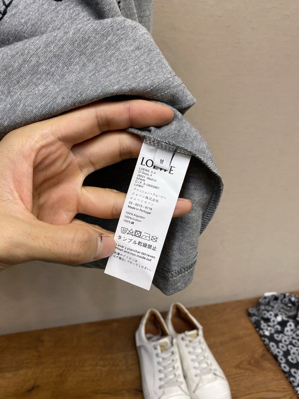 로에베 협업 고양이 자수 긴팔 티셔츠 회색 001-186170