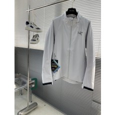 아웃도어 Kadin 칼라 방풍 방수 재킷 001-186200