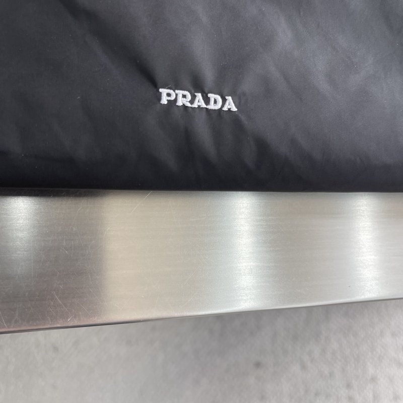 PRADA 신규 블랙 루즈핏 긴팔 셔츠 001-186209