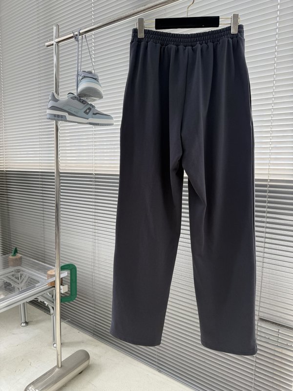 발렌시아가 커시브 자수 워싱 블랙 롱팬츠 001-186228
