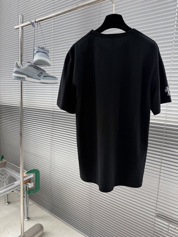 크롬하츠 산스크리트 문자 자수 라운드넥 반팔 티셔츠 001-186237