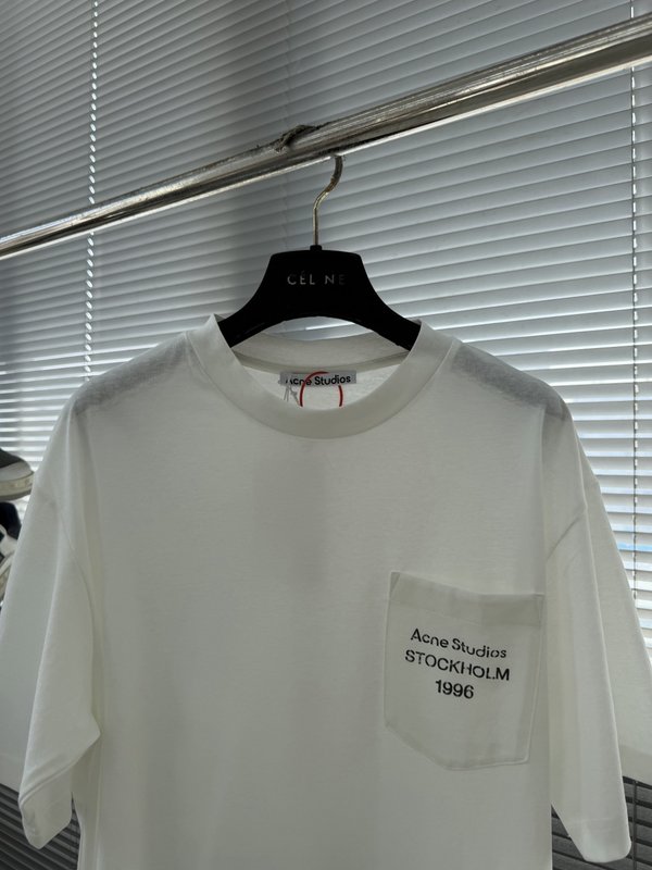 Acne Studios 로고 포켓 반팔 티셔츠 001-186246