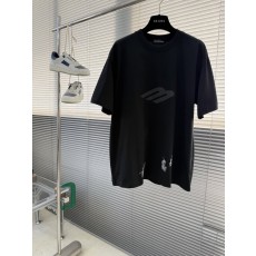 발렌시아가 프린트 라운드넥 반팔 티셔츠 001-186310