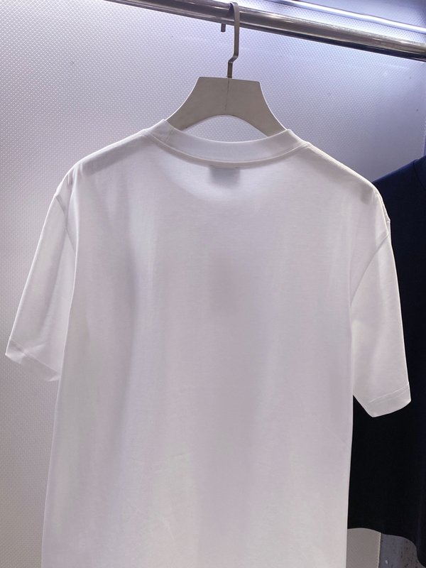 클래식 로고 레터 자수 루즈핏 티셔츠 001-186396