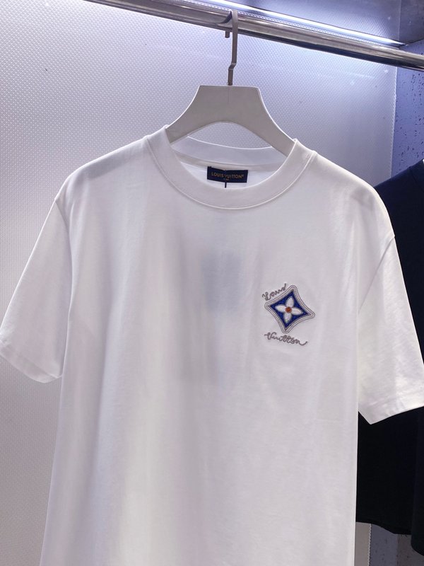 루이비통 앞뒤 로고 자수 오버핏 반팔 티셔츠 001-186400