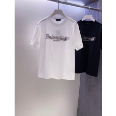 발렌시아가 로고 자수 오버사이즈 반팔 티셔츠 001-186404