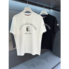Moncler 남성 라운드넥 자수 반팔 티셔츠 001-186412